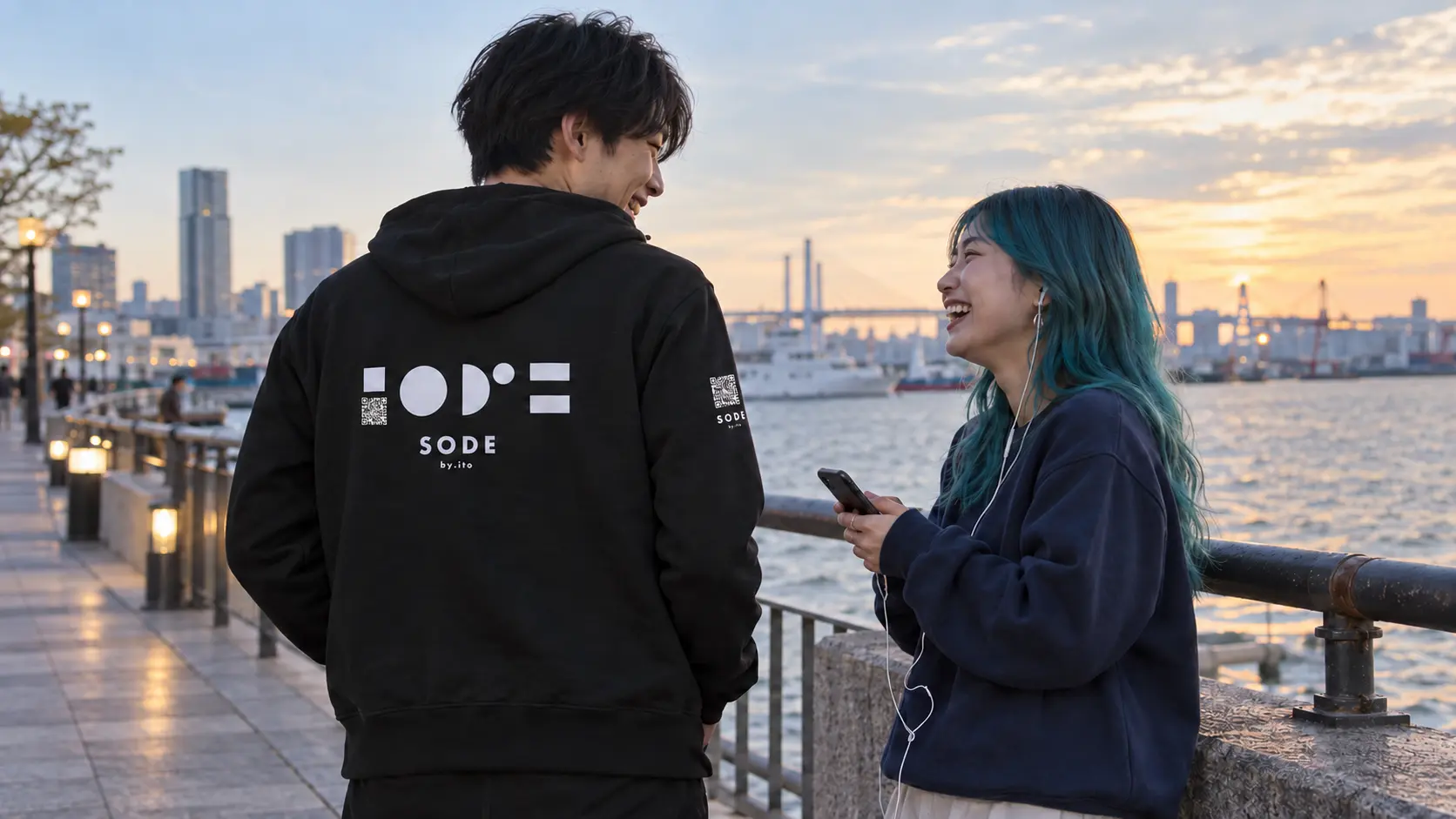 BLACK / ZIP HOODIEの着用イメージ
